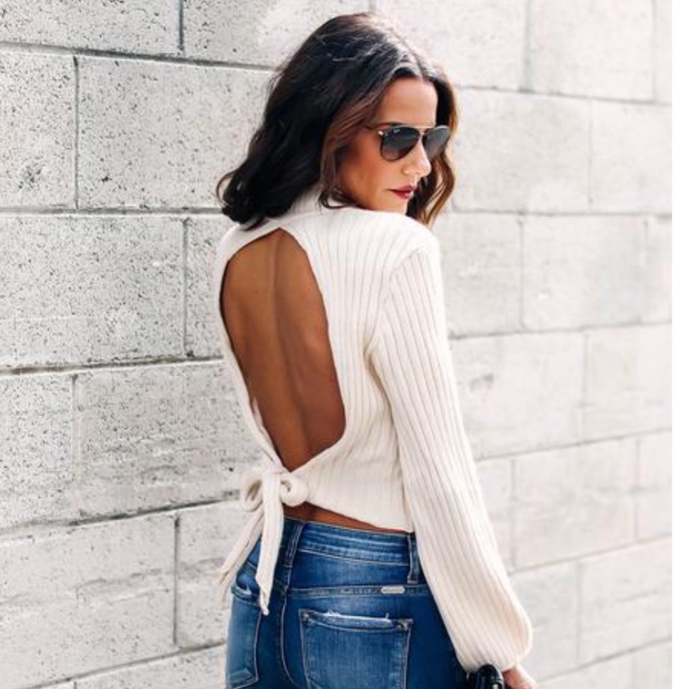 VICI Ursula Open Back Crop Knot Sweater